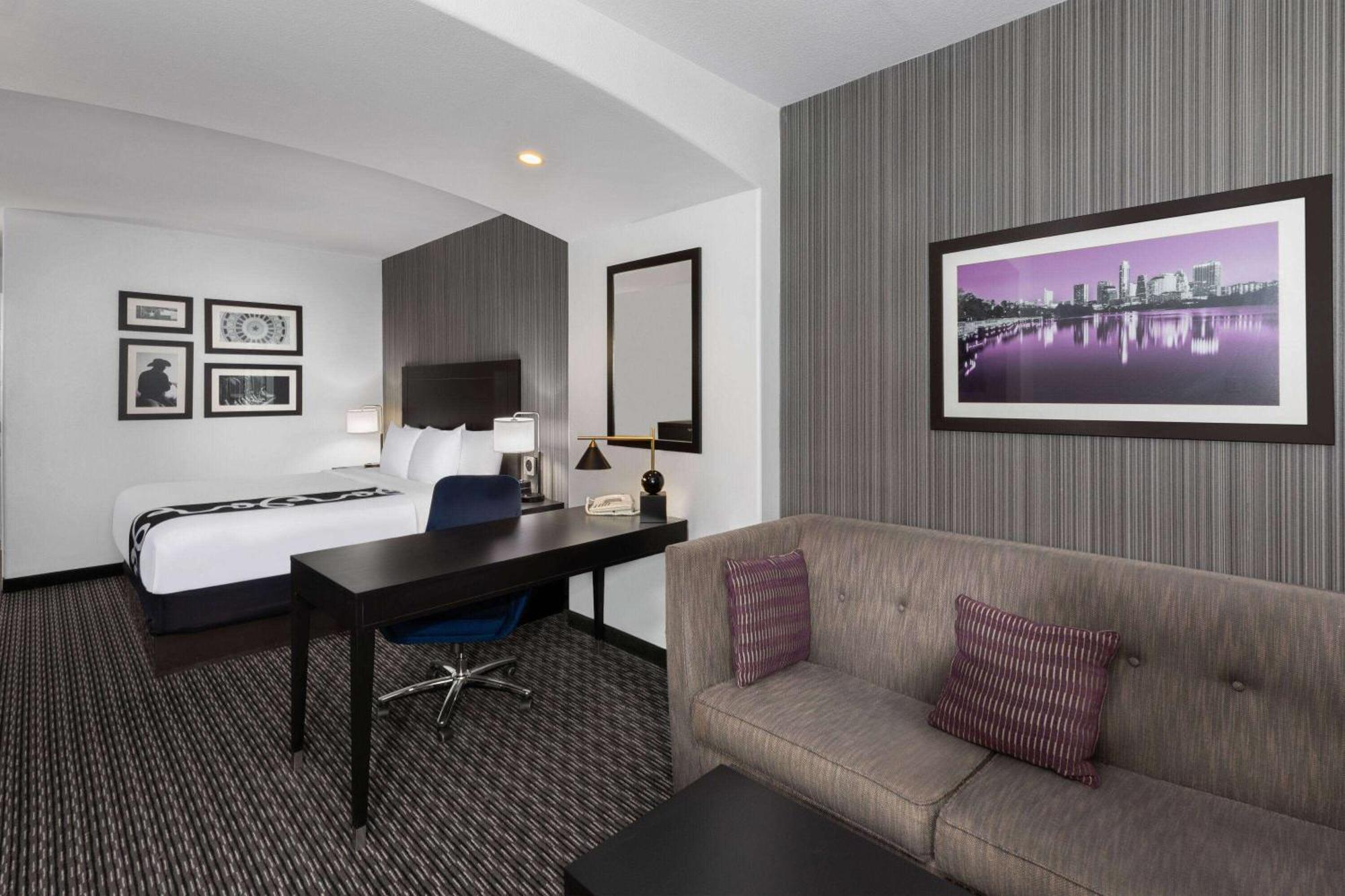 Hotel La Quinta By Wyndham Austin - 3*